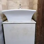 Apartament Bastya *